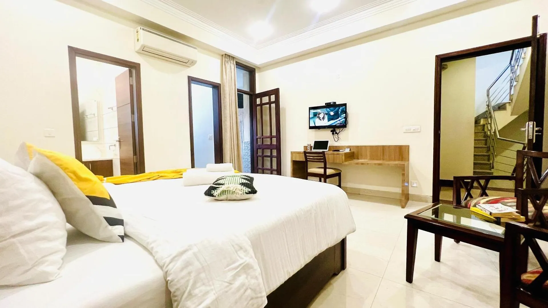 Olive Service Apartments - Golf Course Road